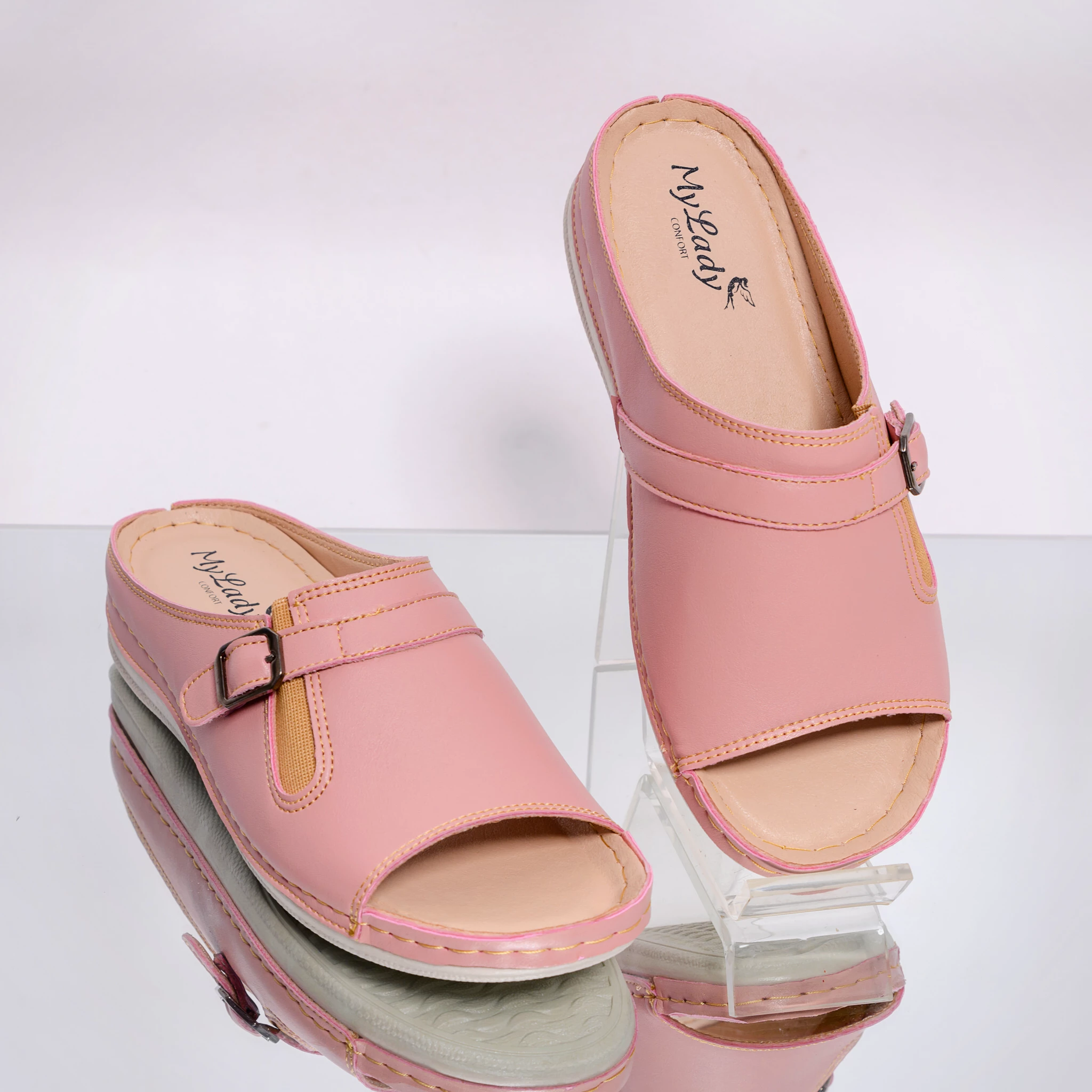 la-mule-boucle-ajustable-en-semi-cuir-my-lady-comfort-orthopedique